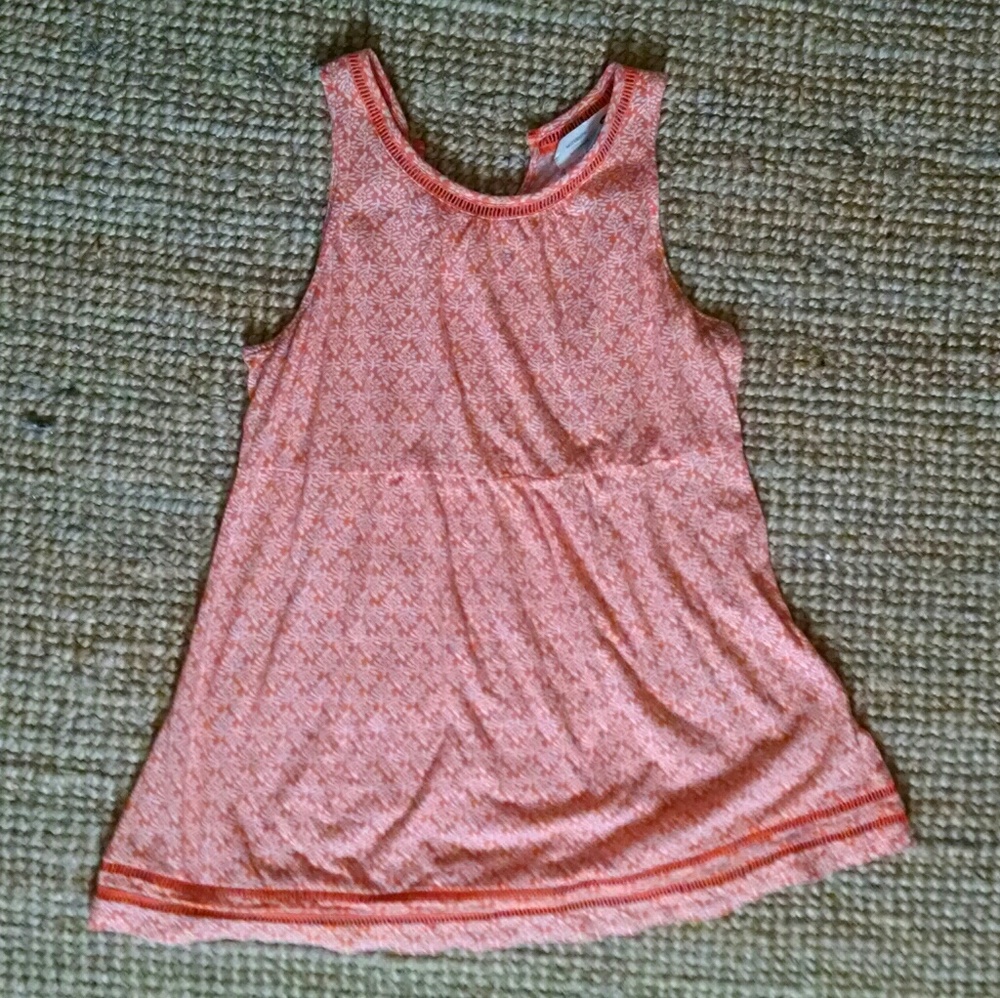 Bundle me! Old Navy maternity tank